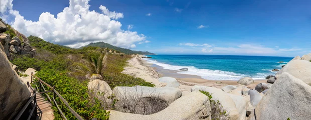 Fototapeten Beautiful wild caribbean beach landscape at Tayrona, Colombia © BGStock72