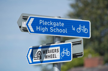 cycle path sign