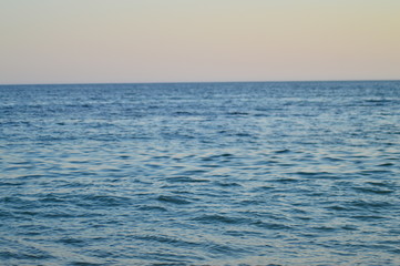 Naklejka premium sea waves on the beach