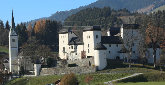 schloss goldegg
