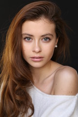 Obraz premium Beautiful young female brunette model