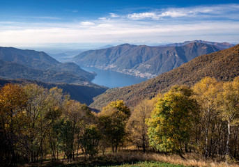 Picturesque panoramic view of Lake Como