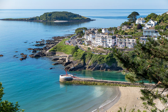 Looe Banjo Pier Hannafore and Looe Island in the morning sun