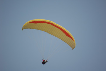 자유로운 패러글라이딩