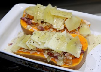 courge butternut farcie aux lardons et fromage de brebis