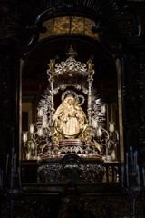 Obraz premium Marienstatue In der Pfarrkirche von Teror auf Gran Canaria