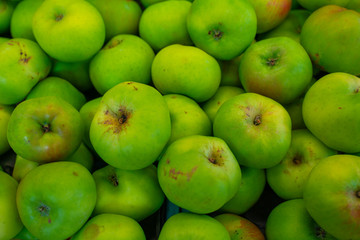 Apples for sale in the supermarket