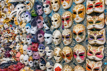 Poster Im Rahmen Venice carnival masks for sale, Venice, Italy. © GISTEL