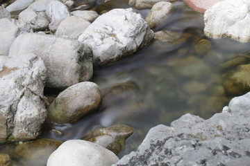 Water flowing through the rocks by Brent de l'art (water,nature,travel,hiking,stream,rock,stone,flowing,acqua,natura,viaggio,escursione,roccia,pietra,corretne)