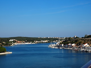 Fototapeta na wymiar Ausfahrt Naturhafen Menorca, Balearen 