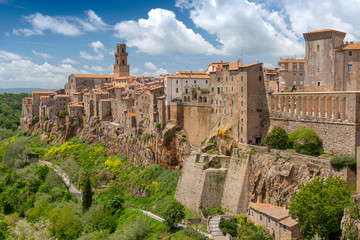 Panoramic view of the medieval town of Pitigliano in Tuscany, Italy. - 299558851