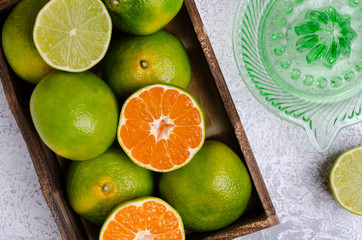 Fototapeta na wymiar Raw green tangerine