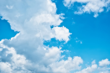 Obraz na płótnie Canvas Blue sky background with cloud