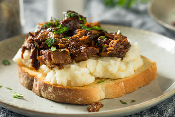 Homemade Indiana Manhatten Hot Rost Beef Sandwich