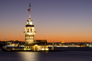 Obraz premium Sunset at Maiden's Tower 