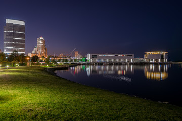 Lakeshore State Park at night featuring the Milwaukee WI skyline