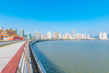 Obraz premium City view of Beaver Island on Couple Road in Zhuhai City, Guangdong Province