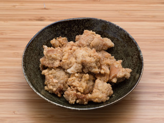 若鶏の唐揚げ 