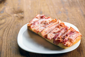 a simple sandwich with bacon