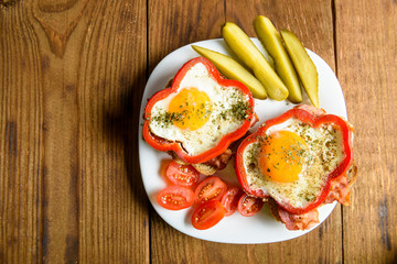 a simple sandwich with bacon