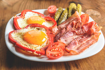 a simple sandwich with bacon
