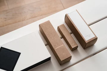 Kosmetikboxen aus Bastelpapier, Verpackungsmodell © Iuliia