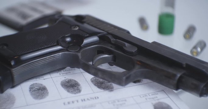 CSI balistic expertise gun close up
