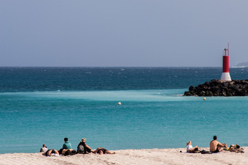 Playa de Puerto del Rosario y faro
