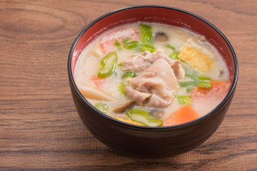 冬の味覚　かす汁