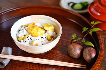 秋の味覚、栗ご飯