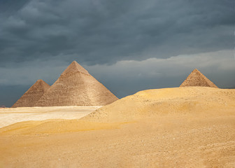 Great Egyptian pyramids in Giza, Cairo, Pyramid is a popular tourist destination in Egypt.