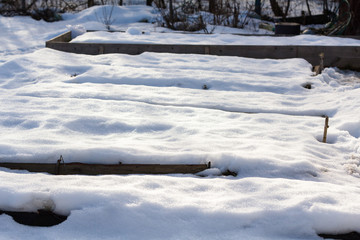 Snow thawed beds