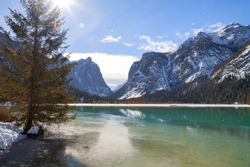 Obraz premium Lake Dobbiaco (Lago di Dobbiaco), Dolomites - South Tyrol, Alto Adige, Bolzano, Italy
