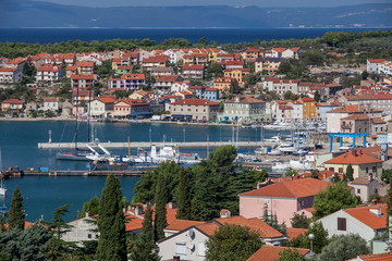  Blick auf den Hafen von Cres, Kroatien, Europa|View onto the port of Cres, Croatia, Europe