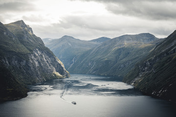 View at the geiranger fjord famous viewpoint, in Norway - obrazy, fototapety, plakaty