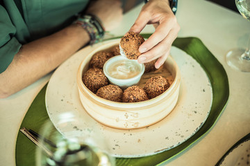 LIGHTWEIGHT CROQUETTES FOOD
