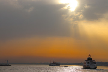 The appearance of steamboats at sunset from Istanbul, Kadikoy