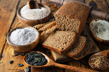 Whole grain diet bread with amaranth