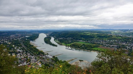 Blick über das Siebengebirge am Rhein, Landschaftspanorama