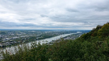 Blick über das Siebengebirge am Rhein, Landschaftspanorama