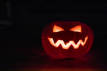 Halloween Kürbis beleuchtet