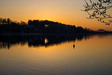 Blaue Stunde und Sonnenaufgang am Untreusee