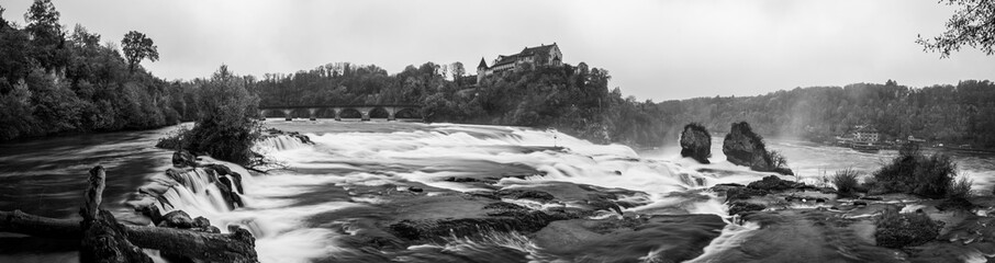 Schaffhausen Rheinfall Herbst Oktober