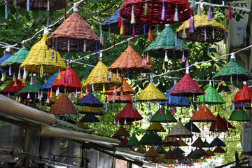 Lanterne colorate