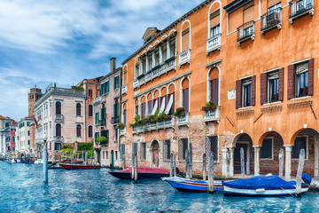 Fototapeta na wymiar Scenic architecture along the Grand Canal in Venice, Italy
