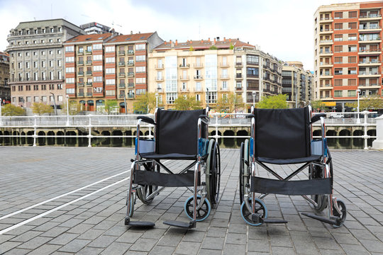 silla de ruedas calle bilbao 4M0A7818-as19