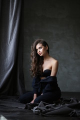 Obraz premium Beautiful young female brunette model
