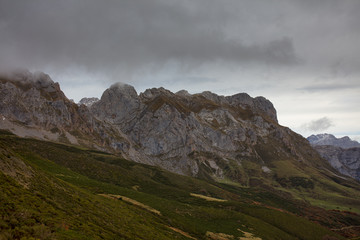 Macizo rocoso en Picos de Europa