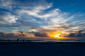 Naklejka premium Sunset over the Sea in Florida