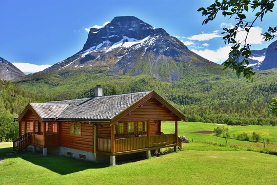 Innerdalen valley in Norway - The most beautiful
